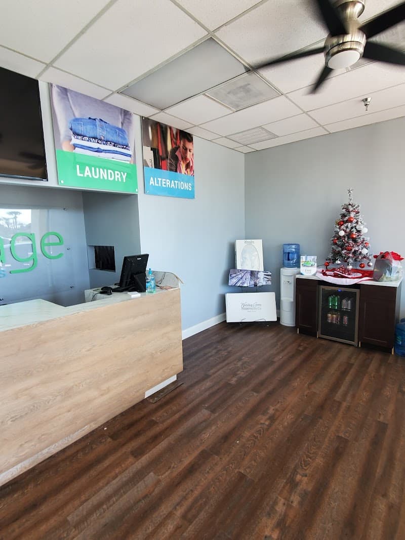 Sage Cleaners: Apollo Beach Dry Cleaners & Laundry Service gallery image 5