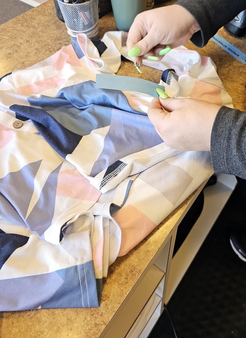 In The Bag Cleaners: Washington & Douglas gallery image 8