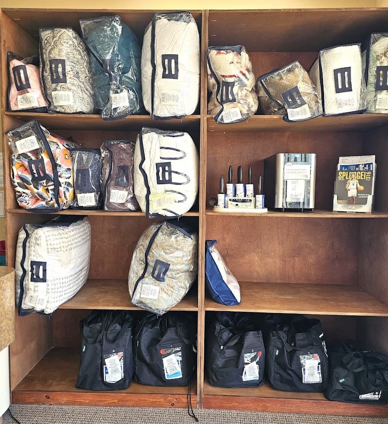 In The Bag Cleaners: Central & Edgemoor gallery image 10