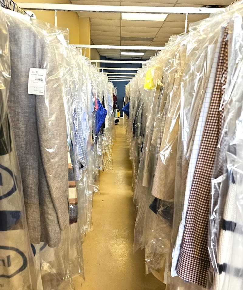 In The Bag Cleaners: 21st & Ridge gallery image 3