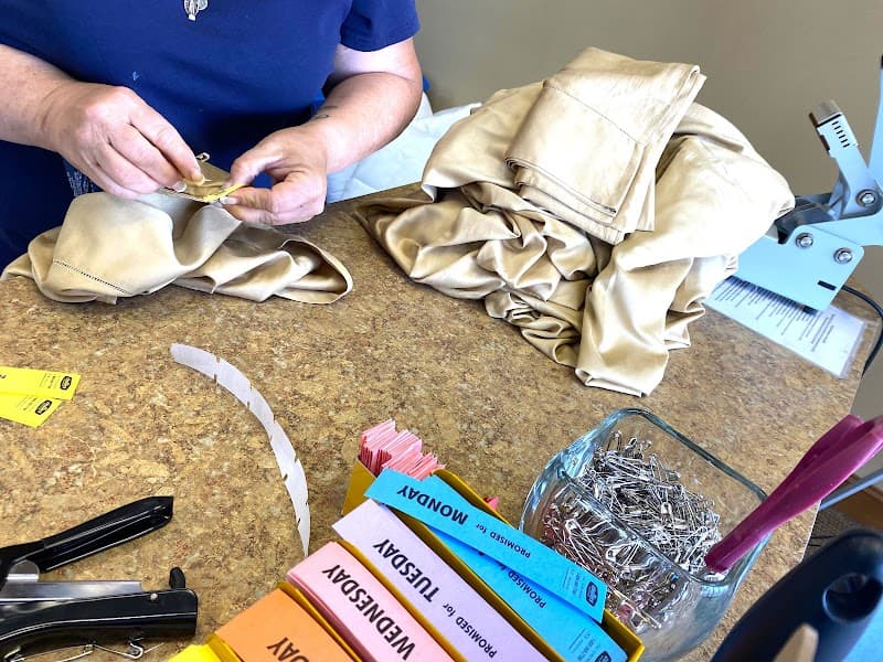 In The Bag Cleaners: 21st & Ridge gallery image 5