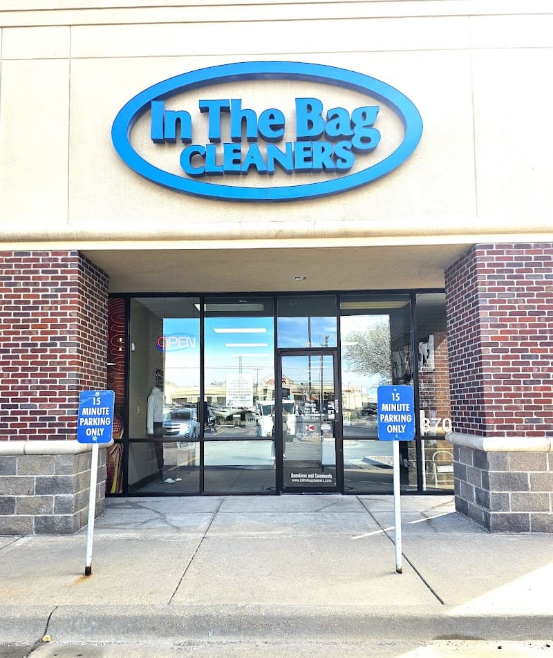 In The Bag Cleaners: 37th & Woodlawn gallery image 6