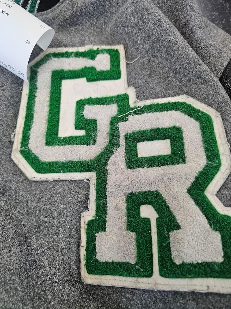 Red Hanger - Layton gallery image 8