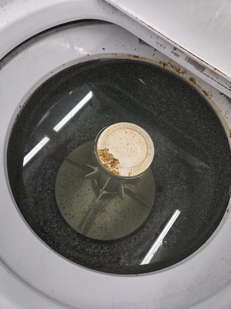 Fox Cleaners and Laundromat gallery image 10