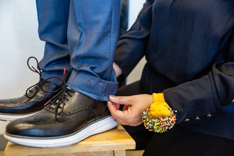 Lux Cleaners & Alterations gallery image 1