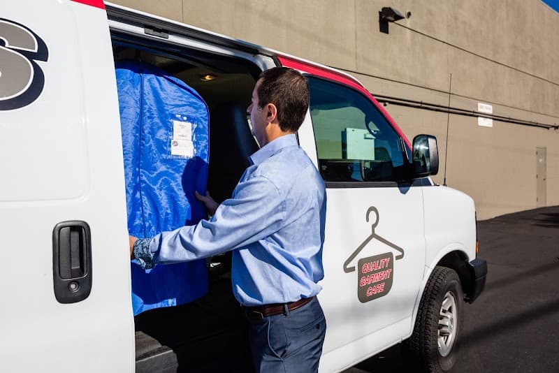 Lux Cleaners & Alterations gallery image 3