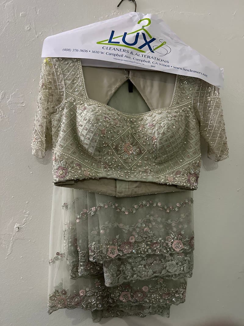 Lux Cleaners & Alterations gallery image 10