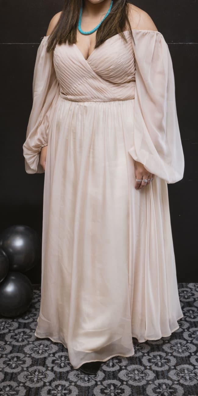 Holly Cleaners gallery image 5