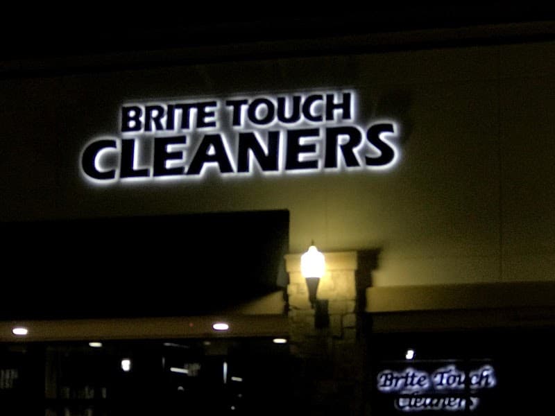 Brite Touch Cleaners (Riverstone, Sugar Land) gallery image 9