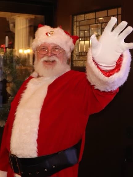 Apple Cleaners gallery image 3