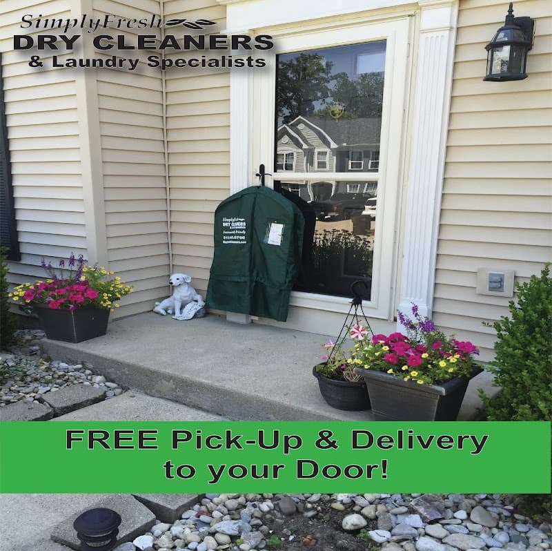 SimplyFresh Dry Cleaners & Laundry Specialists gallery image 17