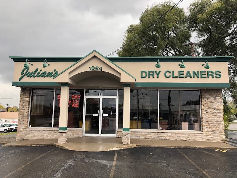Julian's Dry Cleaners - East Ridge gallery image 1