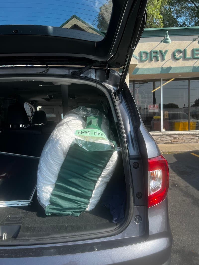 Julian's Dry Cleaners - East Ridge gallery image 3