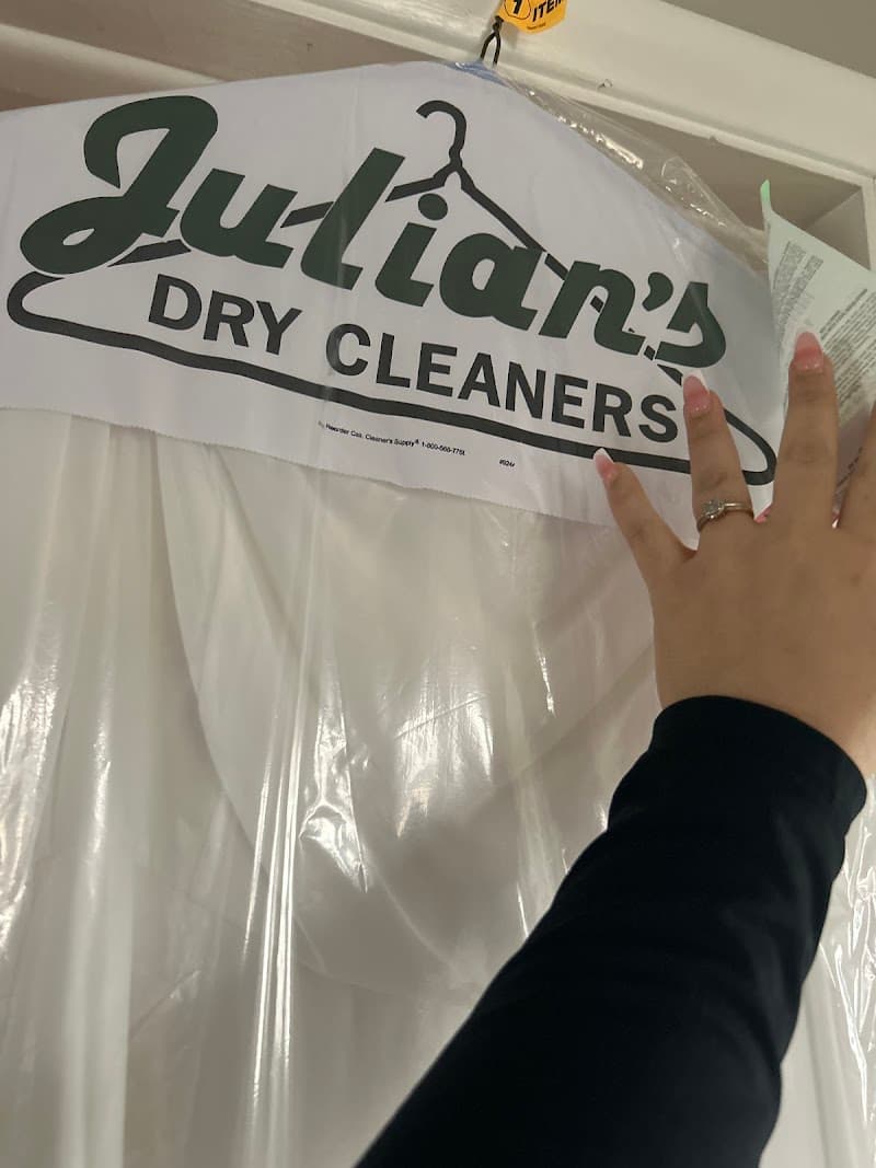 Julian's Dry Cleaners - East Ridge gallery image 4