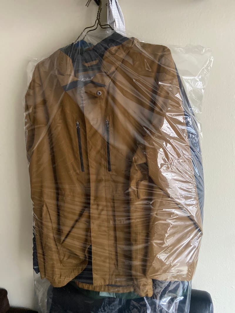 Clean'n'Press Dry Cleaning, Laundry & Linen gallery image 5