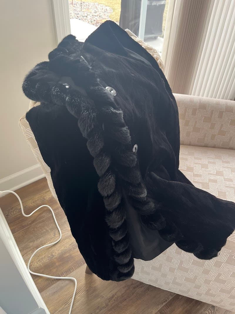 All Seasons Garment Care & Tailoring - Dry Cleaning Deephaven gallery image 4