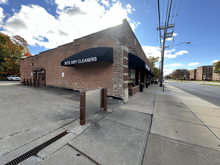 Rite Dry Cleaners gallery image 1