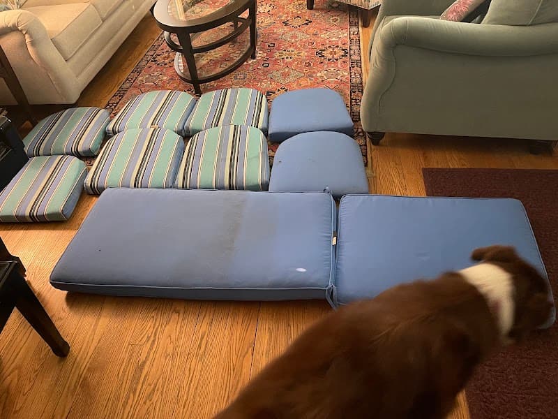 Parkway Custom Drycleaning gallery image 6