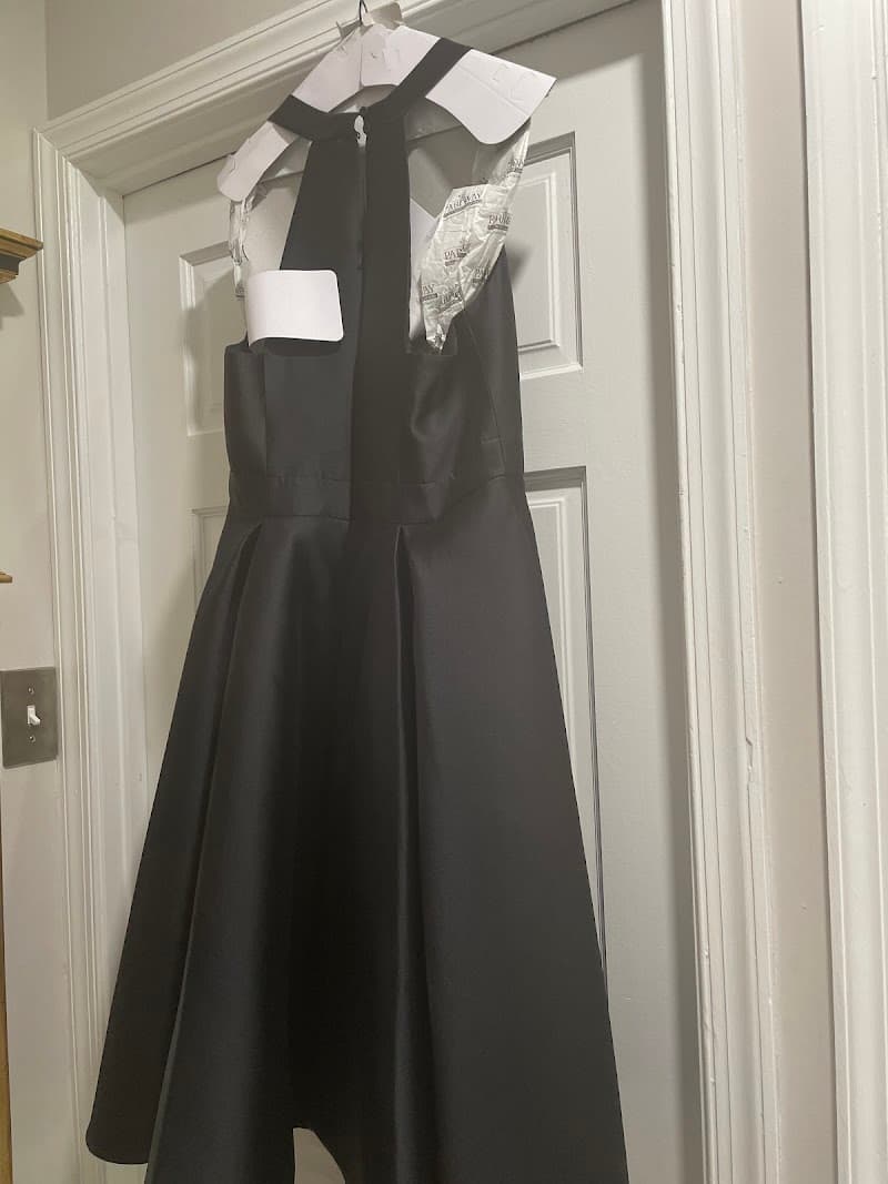 Parkway Custom Drycleaning gallery image 7