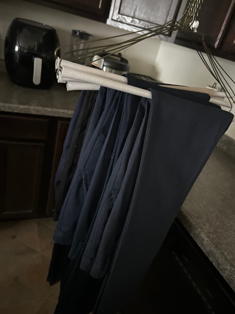 Arrowhead Cleaners & Laundry gallery image 9