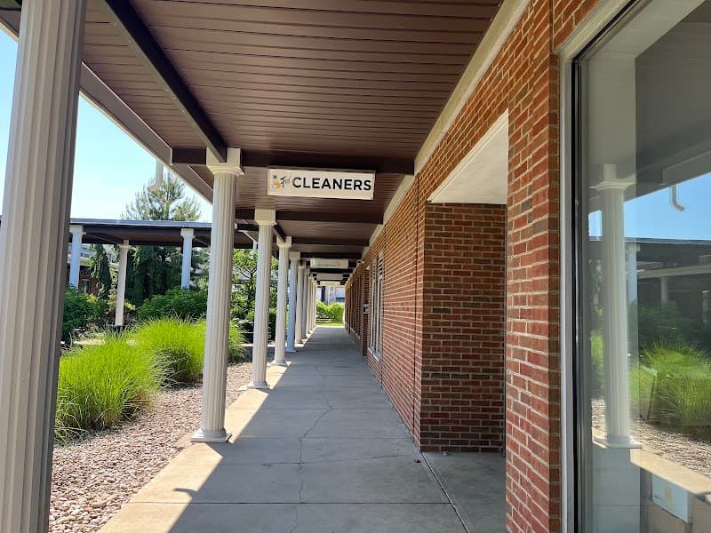 Fox Cleaners gallery image 8