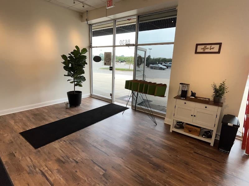 Troy Cleaners Shelby Township gallery image 3