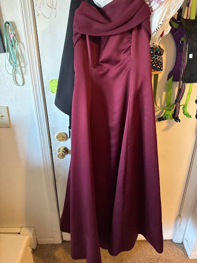 Troy Cleaners Lapeer gallery image 3