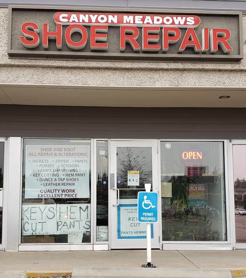 Canyon Meadows Shoe Repair gallery image 9